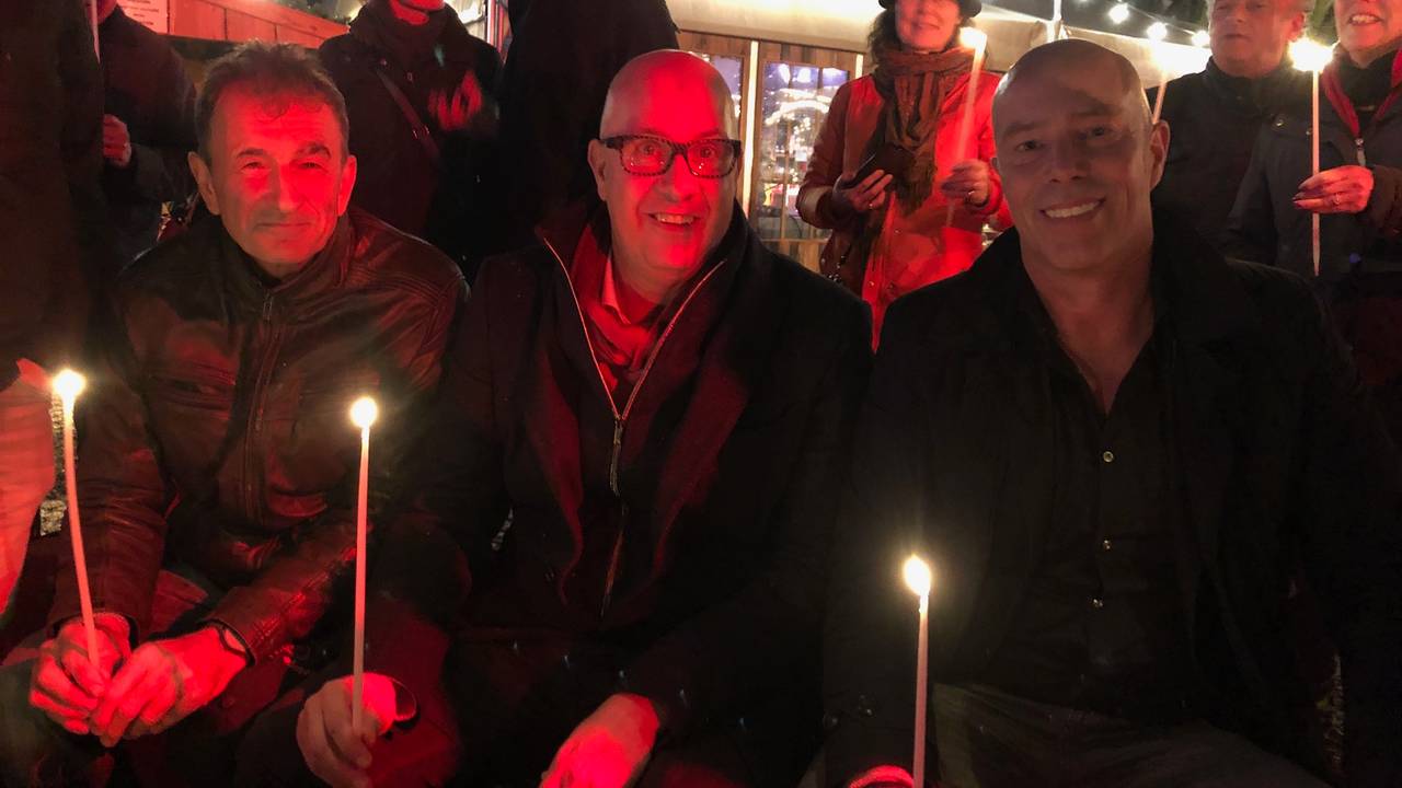 Burgemeester Mikkers en FC Den Bosch-voorzitter Schouten zij aan zij.