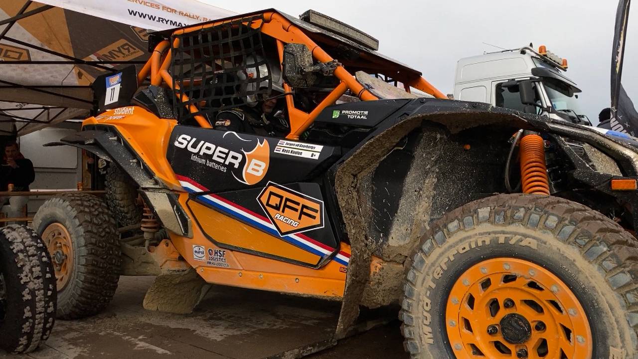 Kees Koolen rijdt deze keer de Dakar Rally in een kleine buggy.
