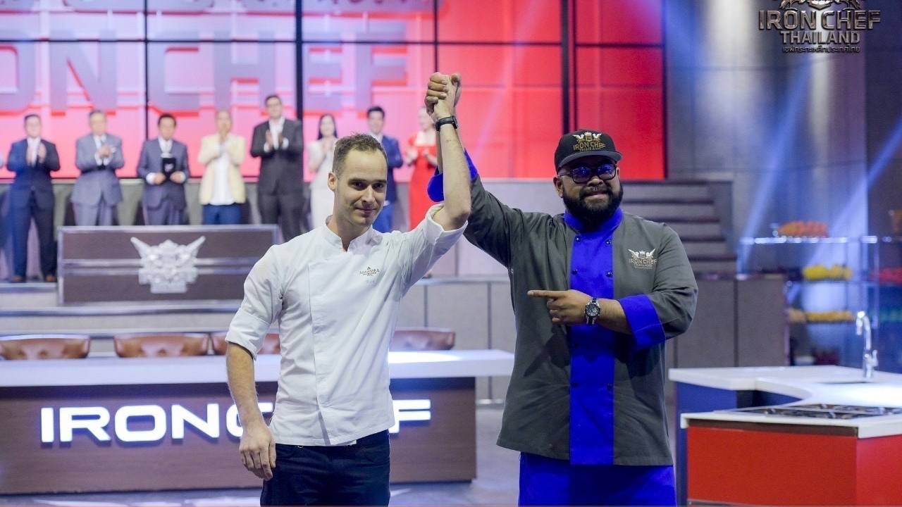 Rick Dingen wint de Thaise competitie The Iron Chef.
