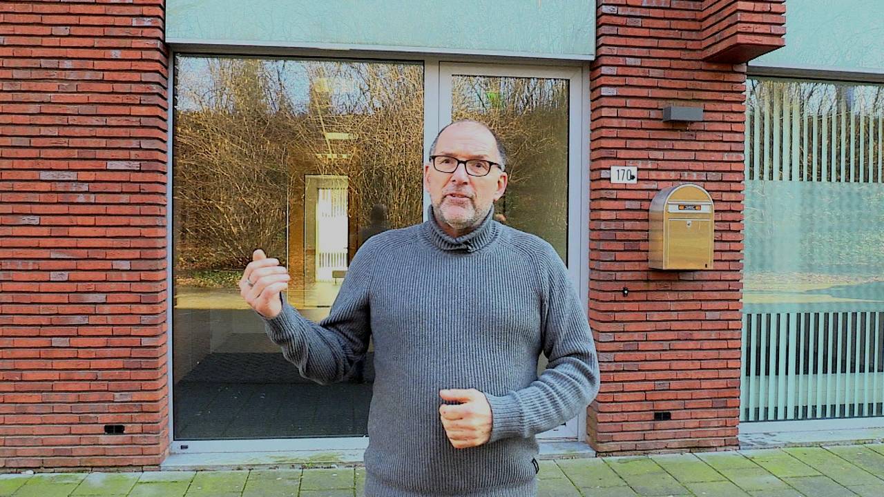 Gerard Donders is fel tegen een beoogde daklozenopvang bij hem om de hoek. (Foto: Tom van den Oetelaar)