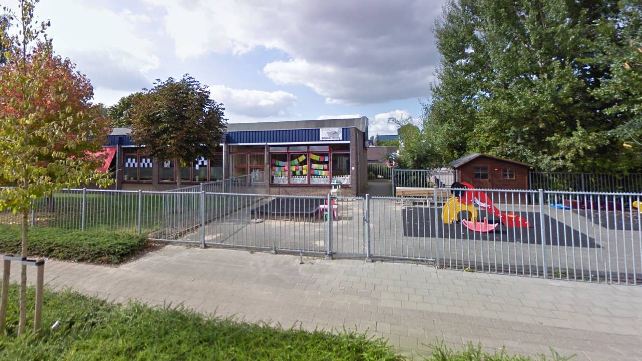 Basisschool De Regenboog in Nieuwendijk (Foto: Google Streetview).