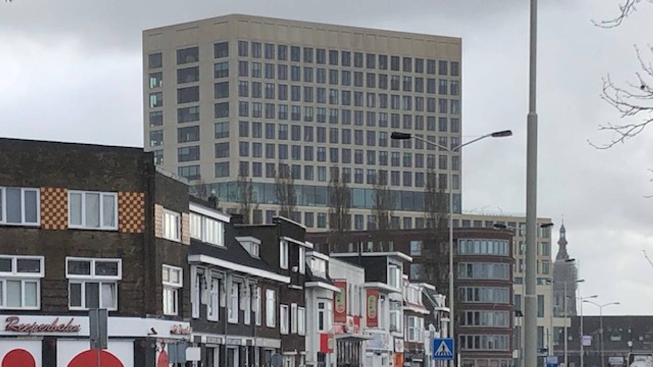 Rechtbank Zeeland-West-Brabant vanuit de wijk De Belcrum (Foto: Willem-Jan Joachems)