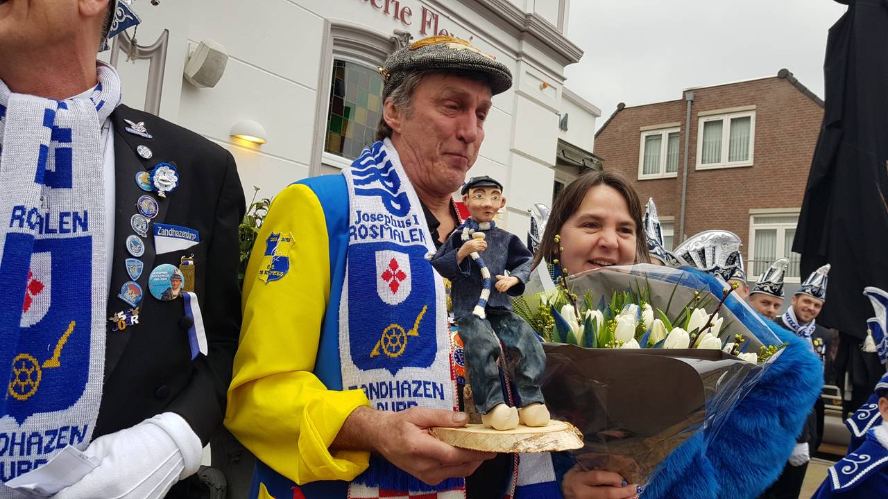 Van Creij hield het niet droog tijdens de uitreiking.