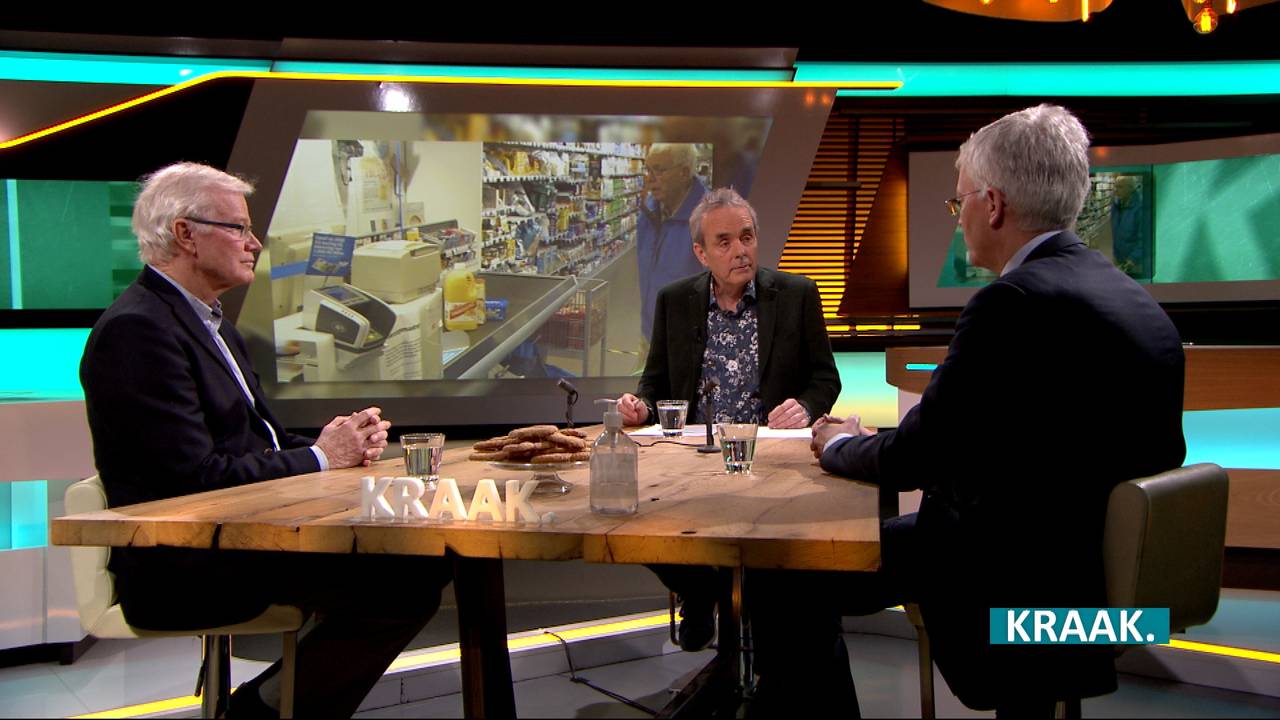 Theo Weterings aan tafel in KRAAK.