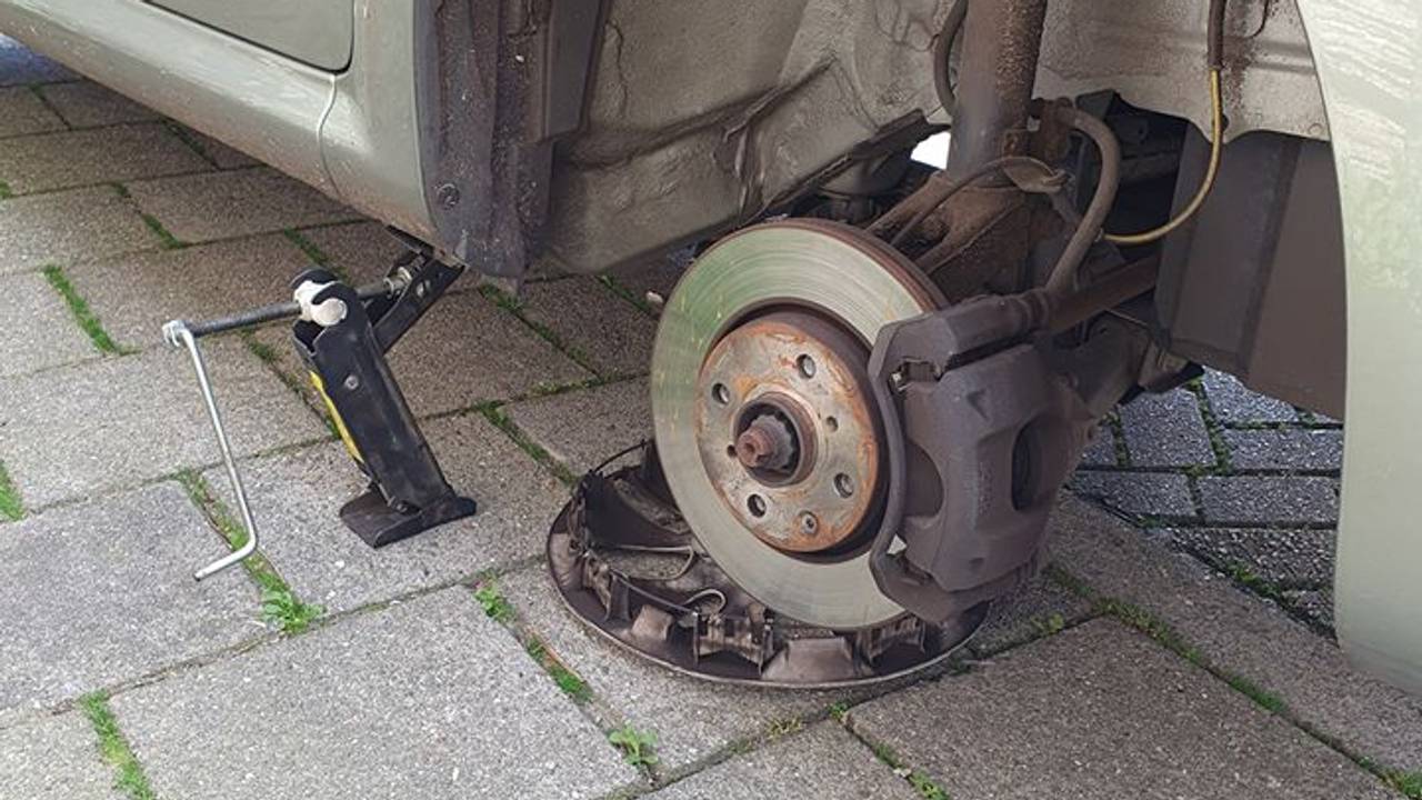 Zo troffen Joost en Anouk hun C1 afgelopen weekend aan (foto: Facebook Joost)