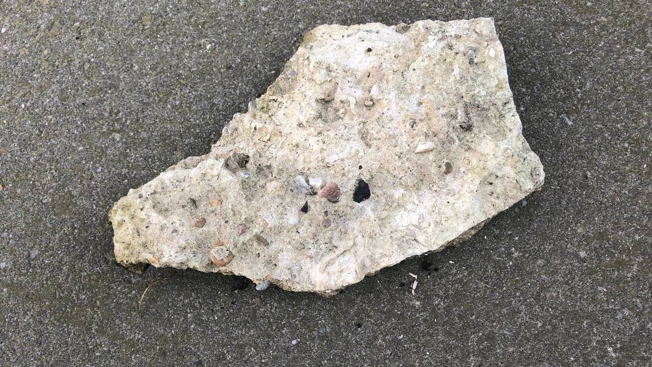 Archieffoto, niet een van de betreffende stenen.