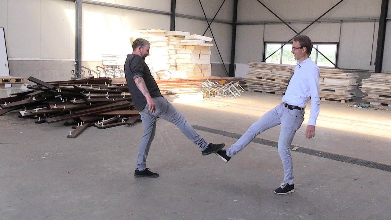 Ex-kraker Jochem en projectleider Jurgen werken samen aan Boschgaard (foto: Tom van den Oetelaar).