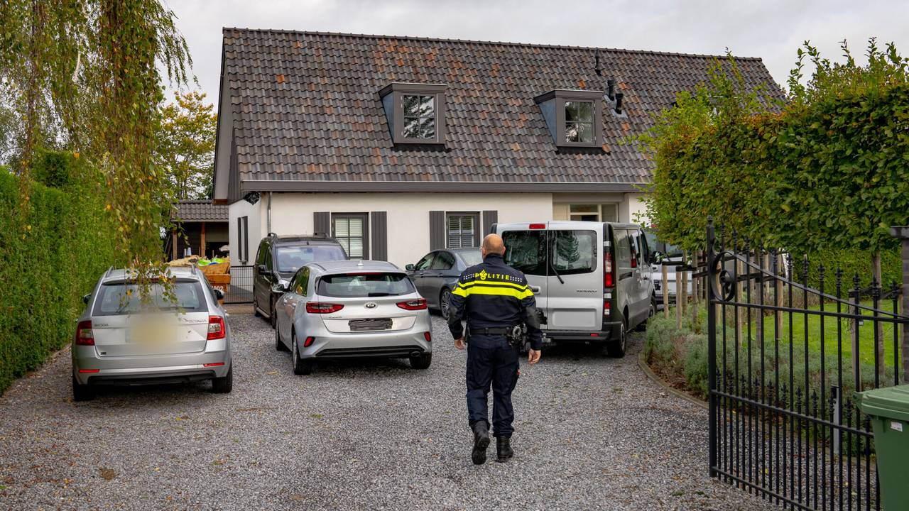 Een inval aan de Binnen in Dussen (foto: Iwan van Dun/SQ Vision Mediaprodukties).