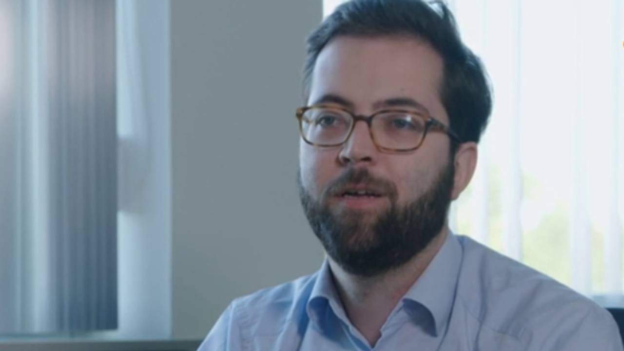 Organisatiewetenschapper en lid van het RedTeam Marino van Zelst pleit voor een lockdown.