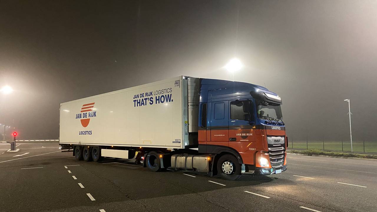 Een van de vrachtwagens van Jan de Rijk Logistics (foto: Jan de Rijk).