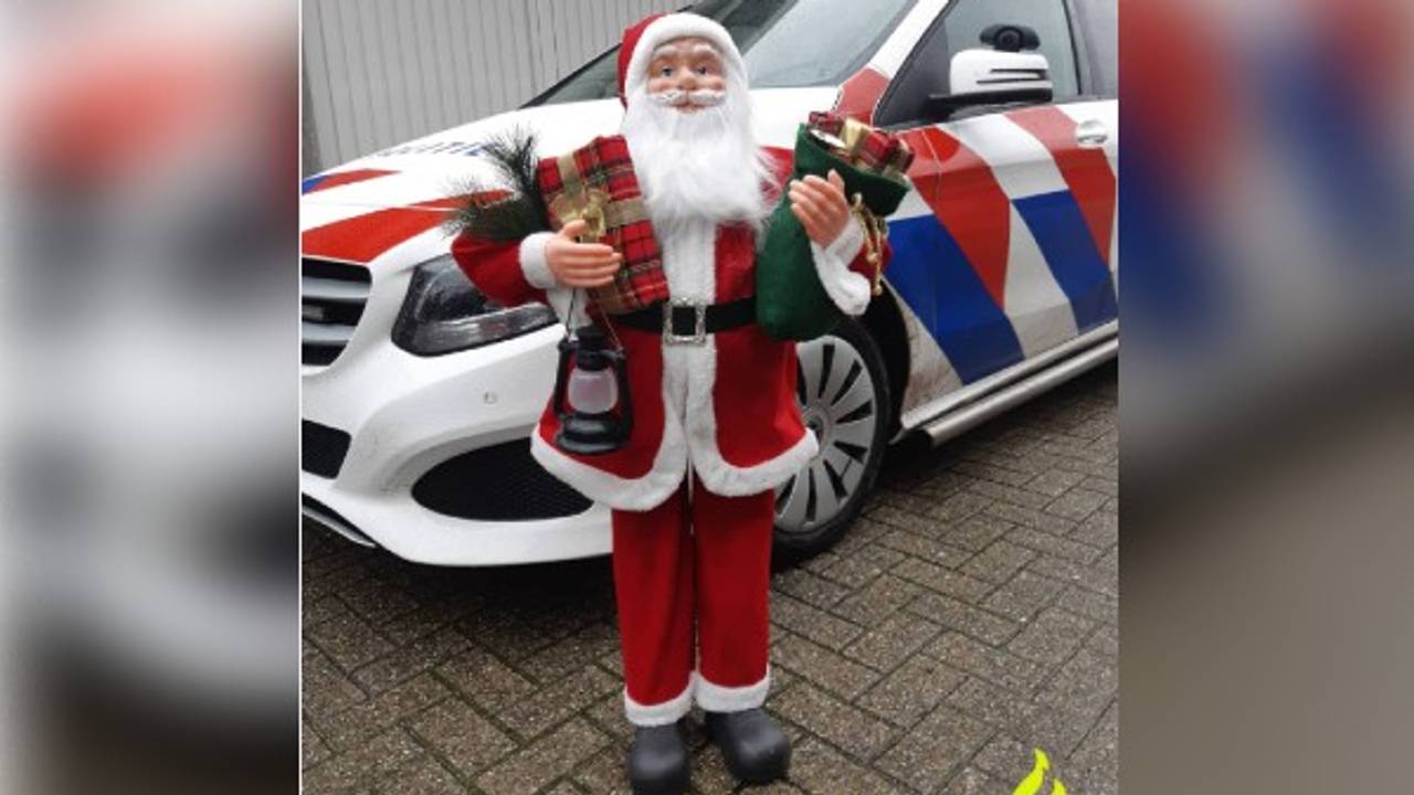 Wie kent deze kerstman? (foto: politie Cranendonck, Heeze-Leende / Instagram)