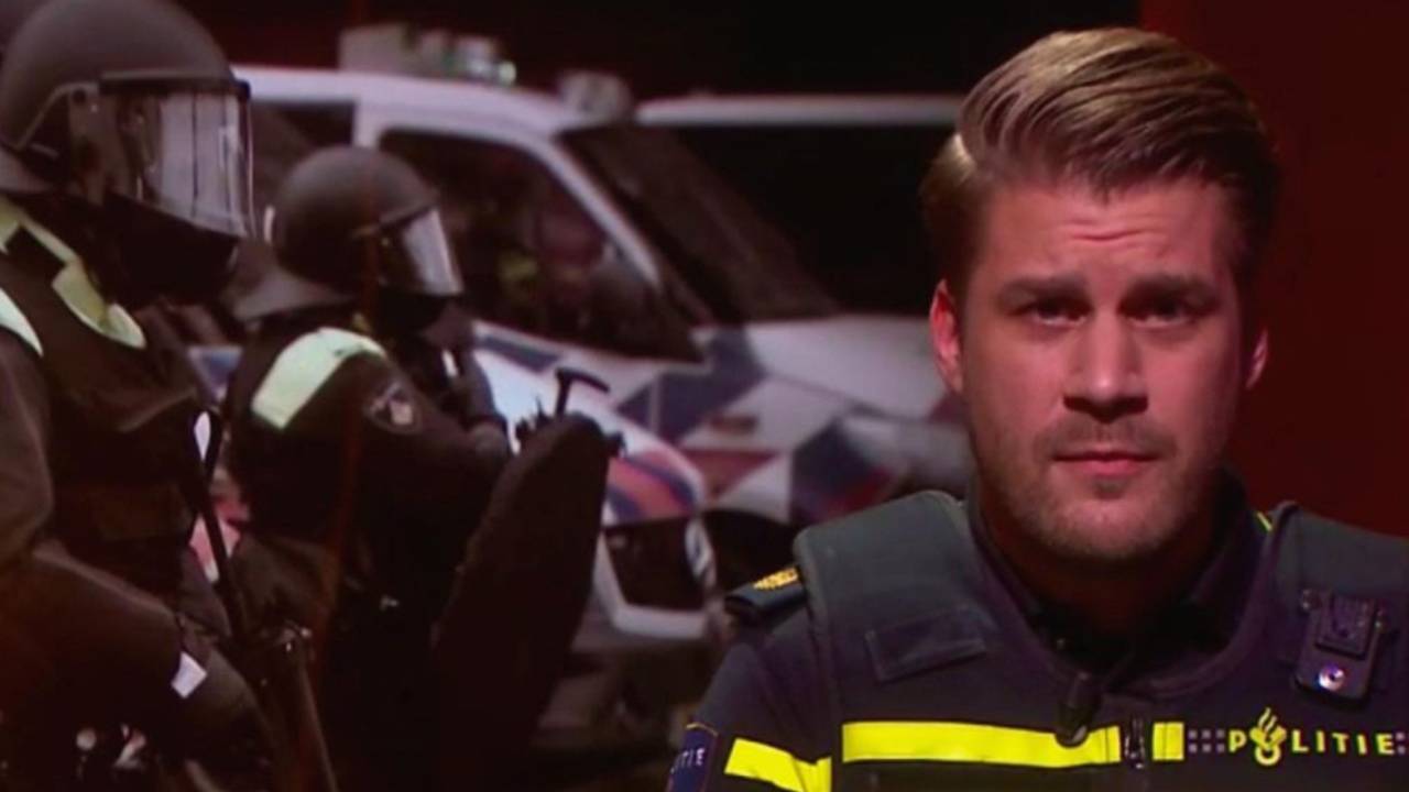 Maritio las een brief voor tijdens de talkshow (foto: Instagram/maritio_politie).
