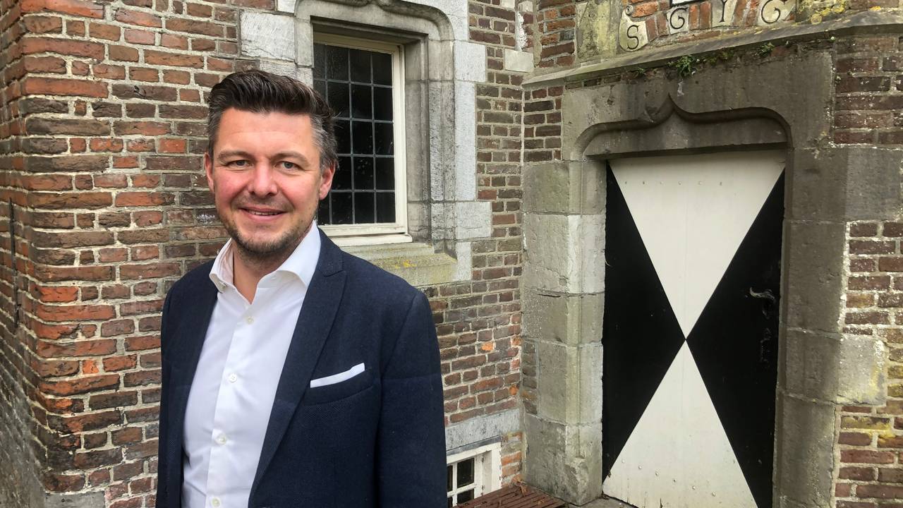Kasteelheer Bas van de Laar heeft grootse plannen met het kasteel in Gemert (Foto: Alice van der Plas