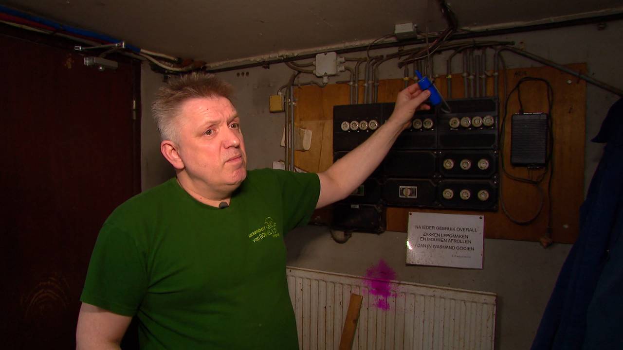 Varkensboer Arie van Bommel uit Milheeze werd in mei 2017 slachtoffer van een brand.