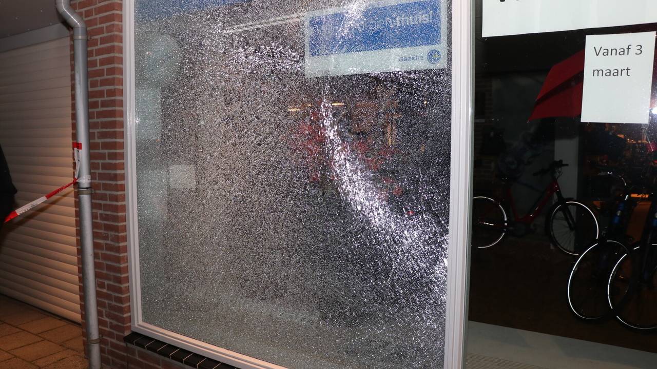 De vernielingen in Hank (foto: Jurgen Versteeg/SQ Vision).