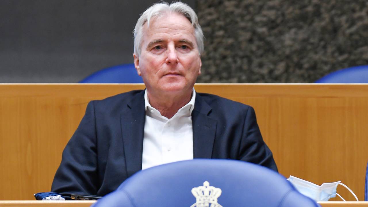 Hans Smolders in de Tweede Kamer (foto: ANP 2021/Peter Hilz).