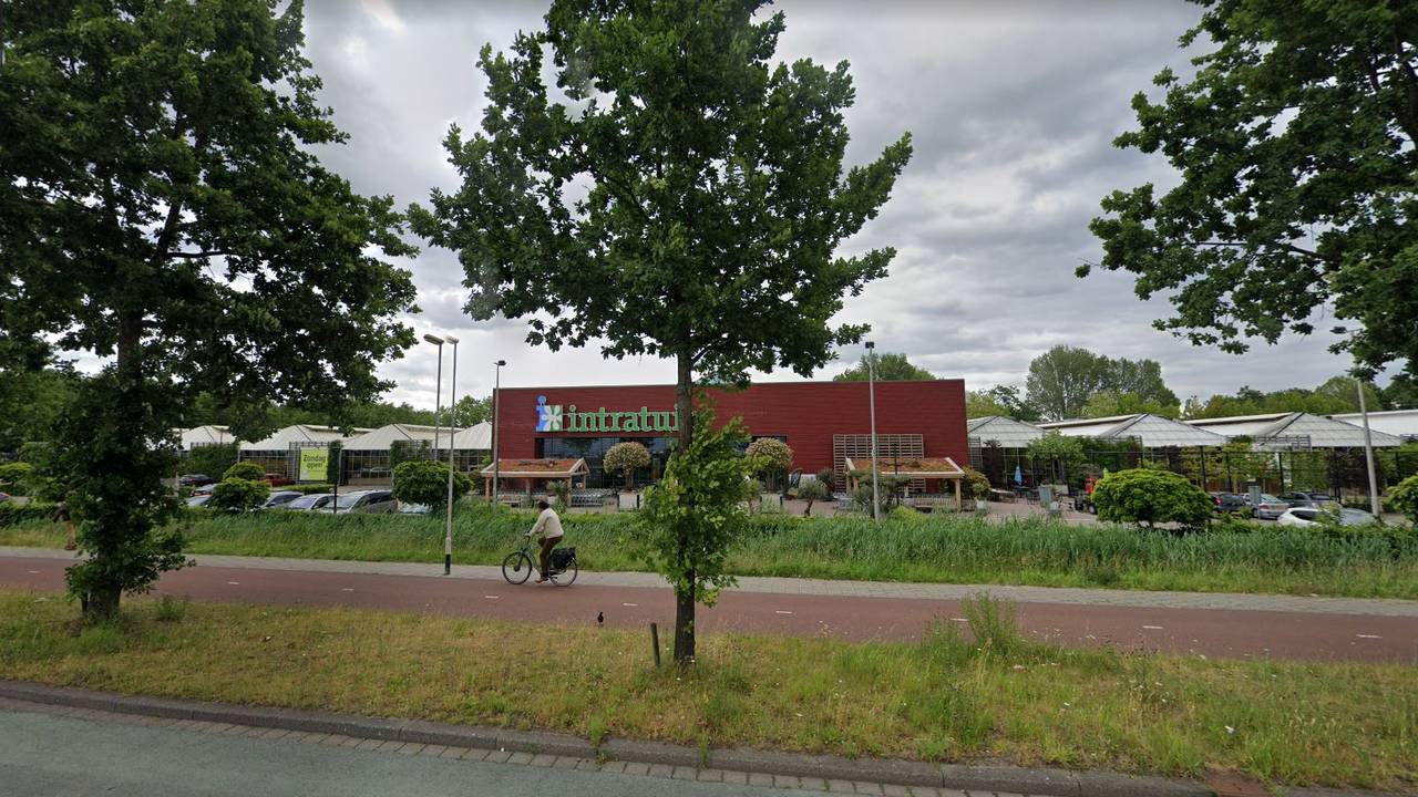 De man probeerde voor 900 euro aan spullen te jatten (foto: Google Streetview).