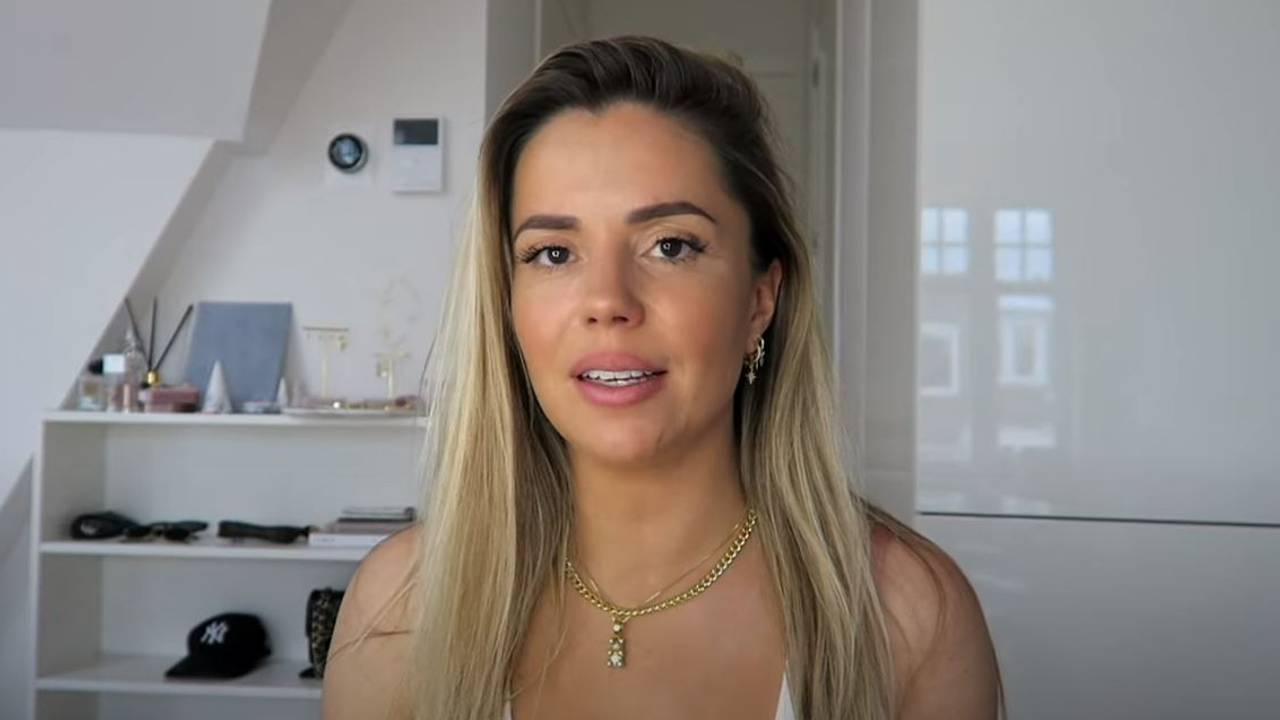 Yvonne in haar nieuwste YouTube-video (foto: Life of Yvonne/YouTube).