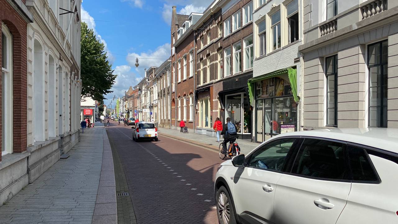 Hinthammerstraat Den Bosch moet autoluw worden (foto: Jan Peels)