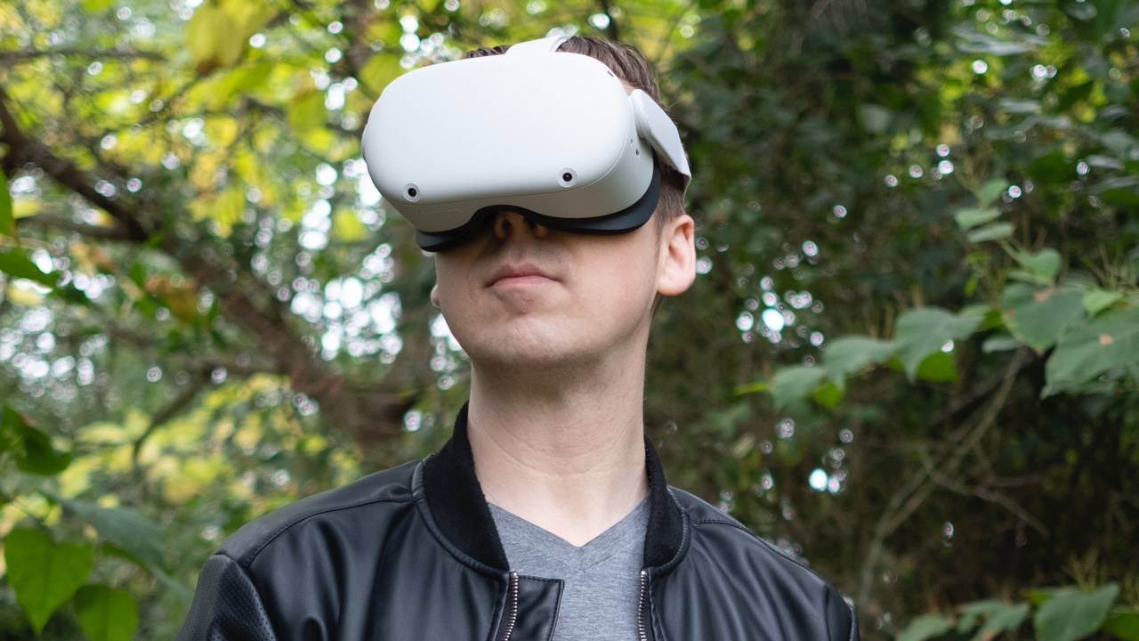 Rondkijken op de plek waar Wies werd vermoord.