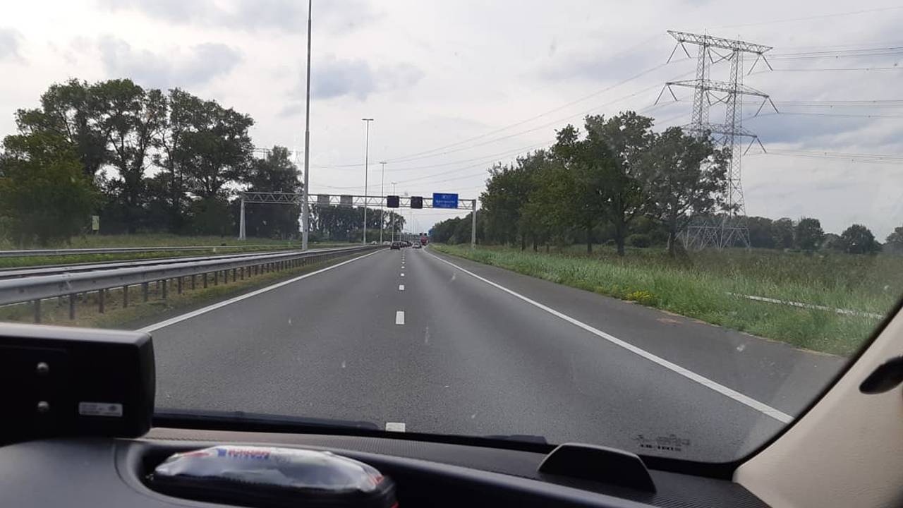 De politie heeft de man opgehaald en weer thuis gebracht (foto: politie Best-Oirschot).