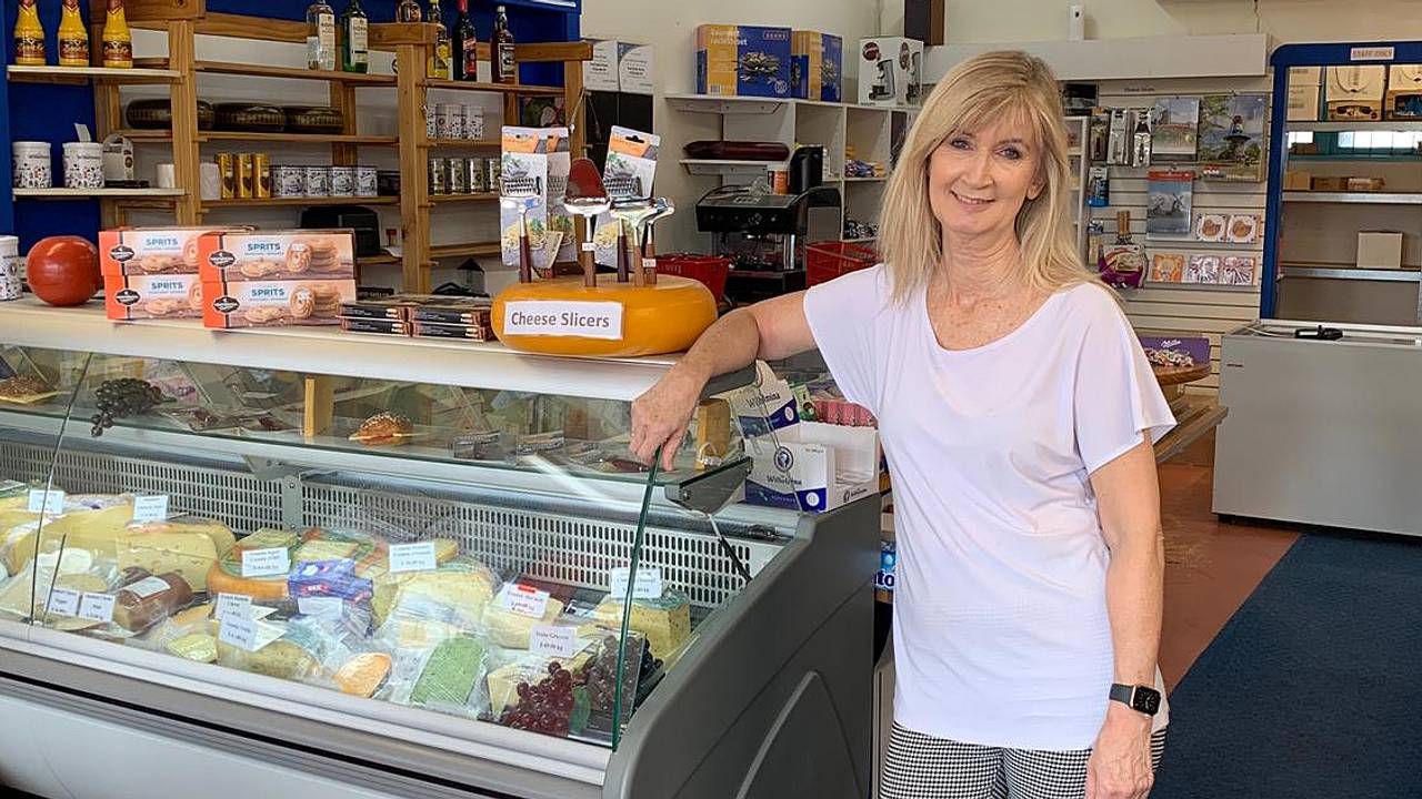 Marloes in een van haar winkels in Nieuw-Zeeland.