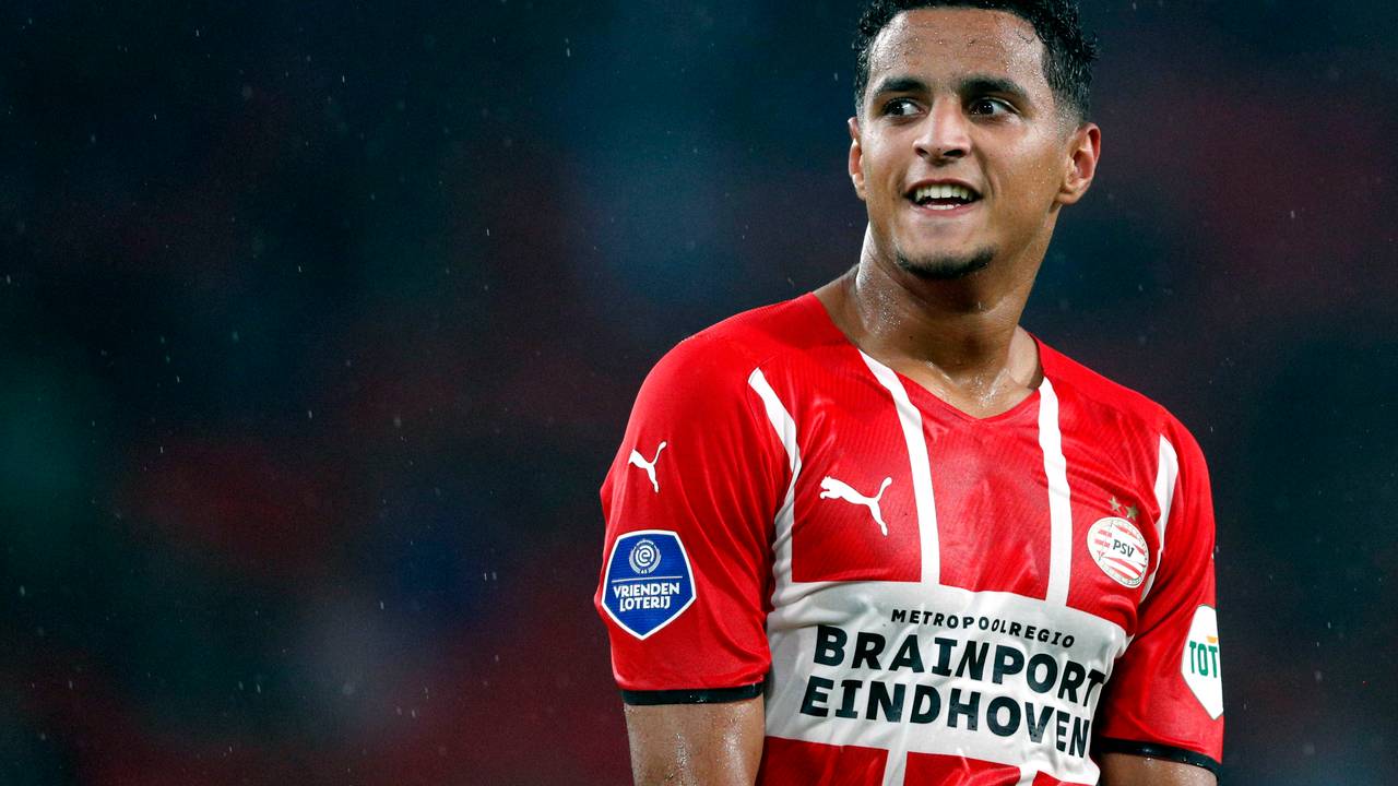 Ihattaren in juli 2021, toen nog in PSV-shirt (foto: ANP/Jeroen Putmans).