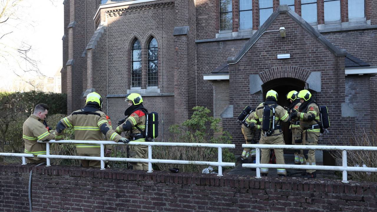 vrouw gewond na ongeval • spookrijder in Roosendaal.
