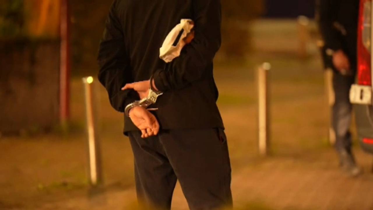 drugspand half jaar op slot • aanrijding in Overloon.
