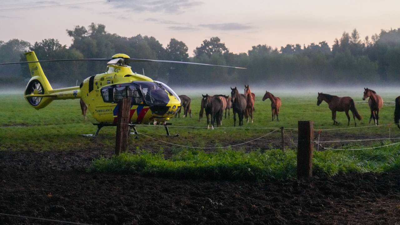 Brand in historisch pand Oudenbosch • voetganger aangereden.