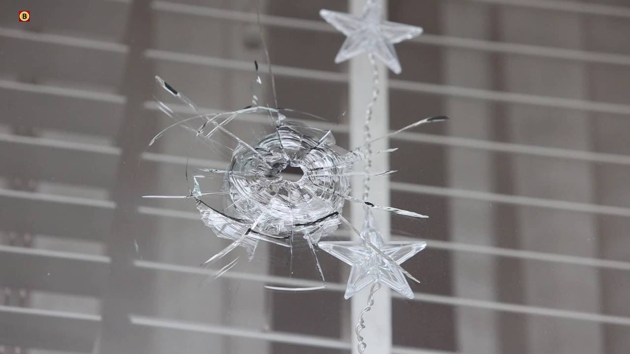 veel ongelukken door gladheid • asielzoekers in de fout.