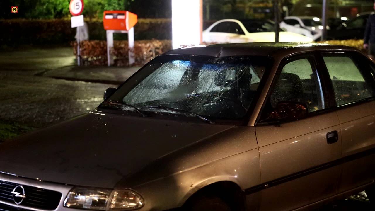 Fietser overleden na botsing met auto.