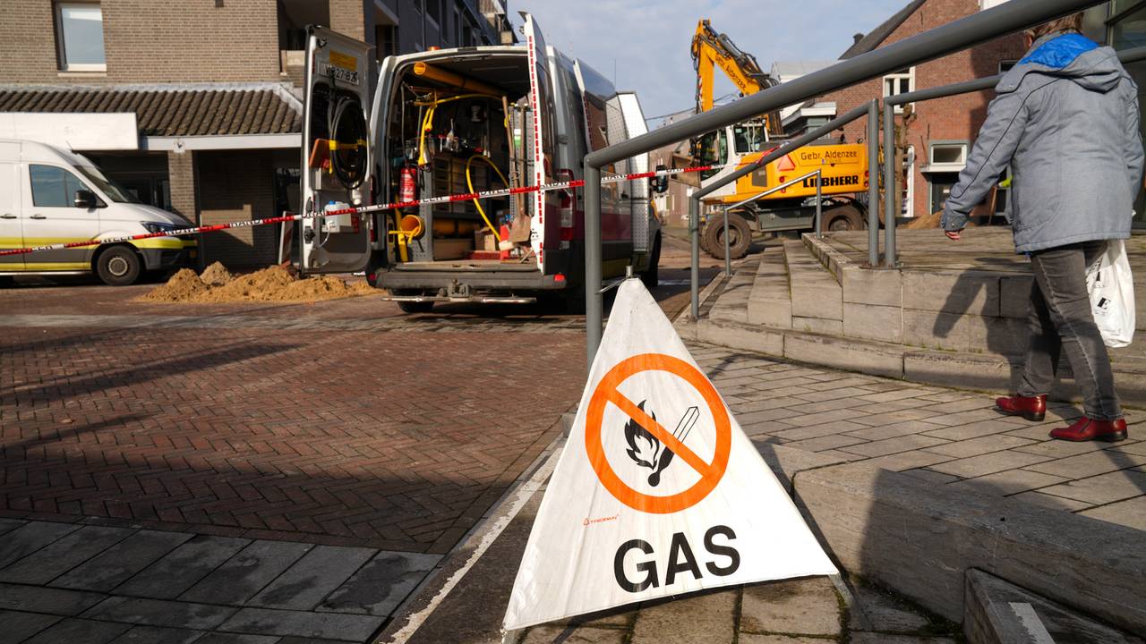 twee gewonden na ongeluk • brand in meterkast van huis.