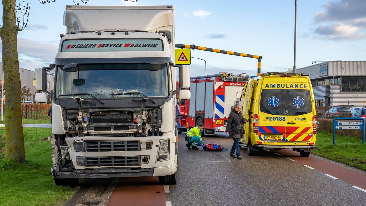 vrouw gewond na botsing • stroomstoring Eindhoven.
