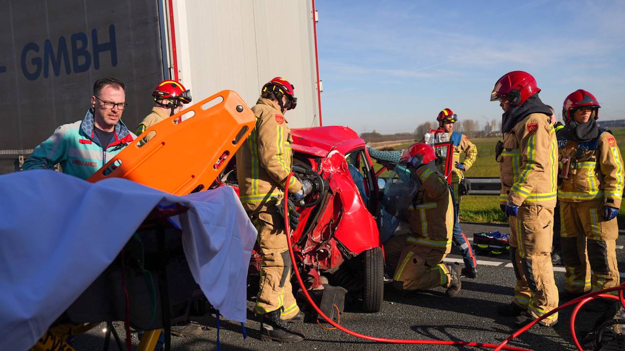 tweede man vast na dodelijke steekpartij • weer botsing op A67.