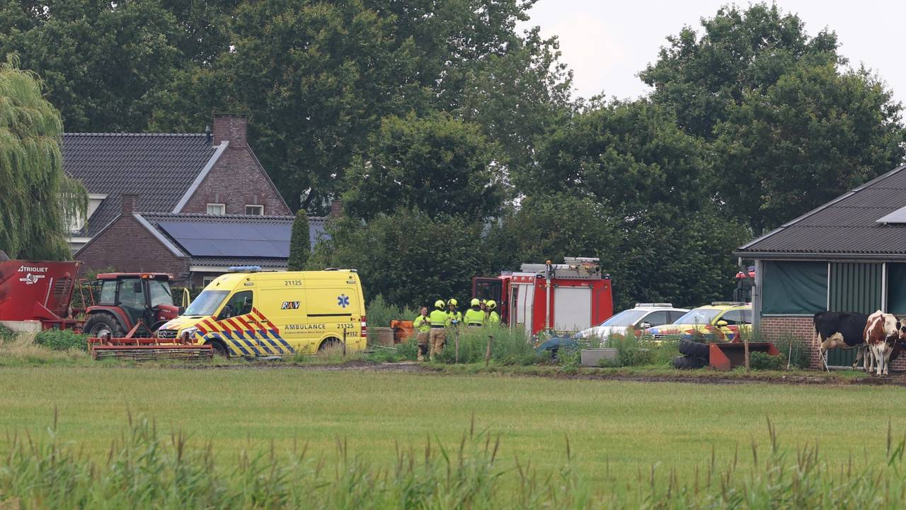 straten blank door regen • ruzie na aanrijding op A58.