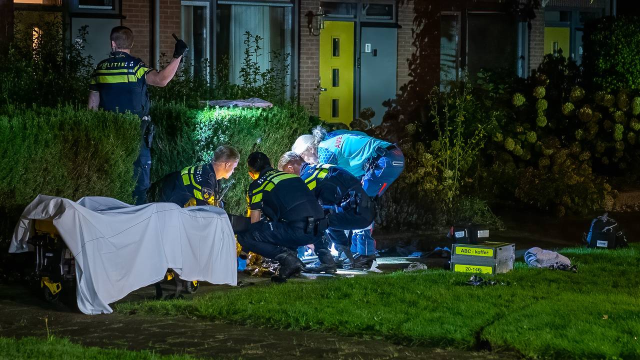 112-liveblog: zwaargewonden bij steekpartij • ongeluk op A2 Valkenswaard.