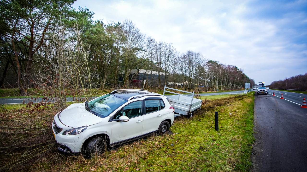 crossmotoren met elkaar in botsing • ongeluk op A58.