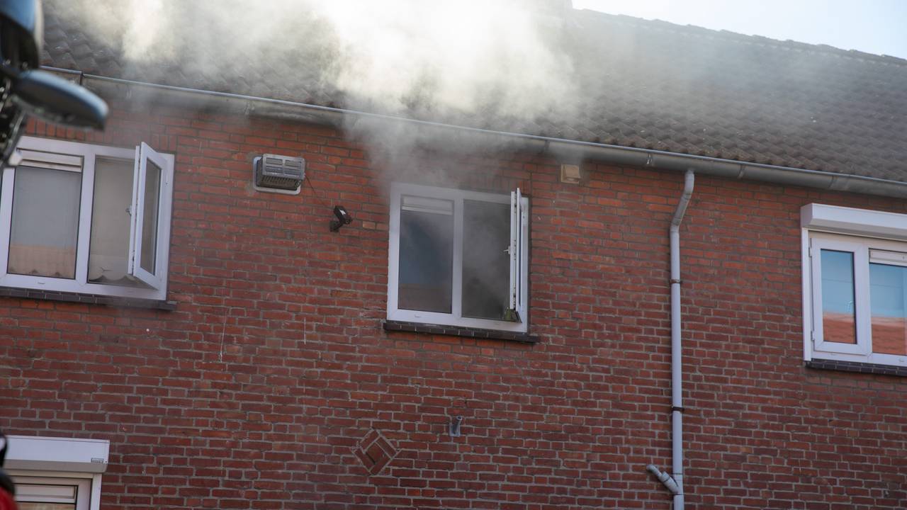 bestuurder overleden bij ongeluk • oude granaat in Efteling.