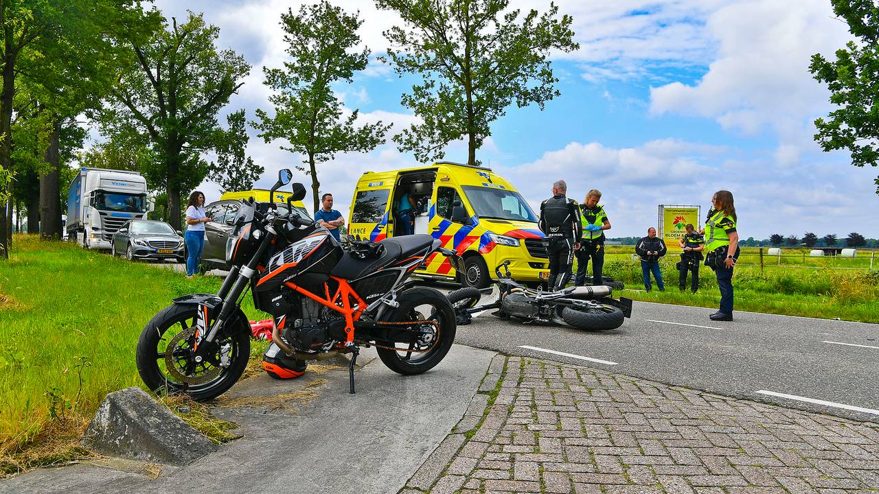 botsing in Budel • winkeldief met berouw.