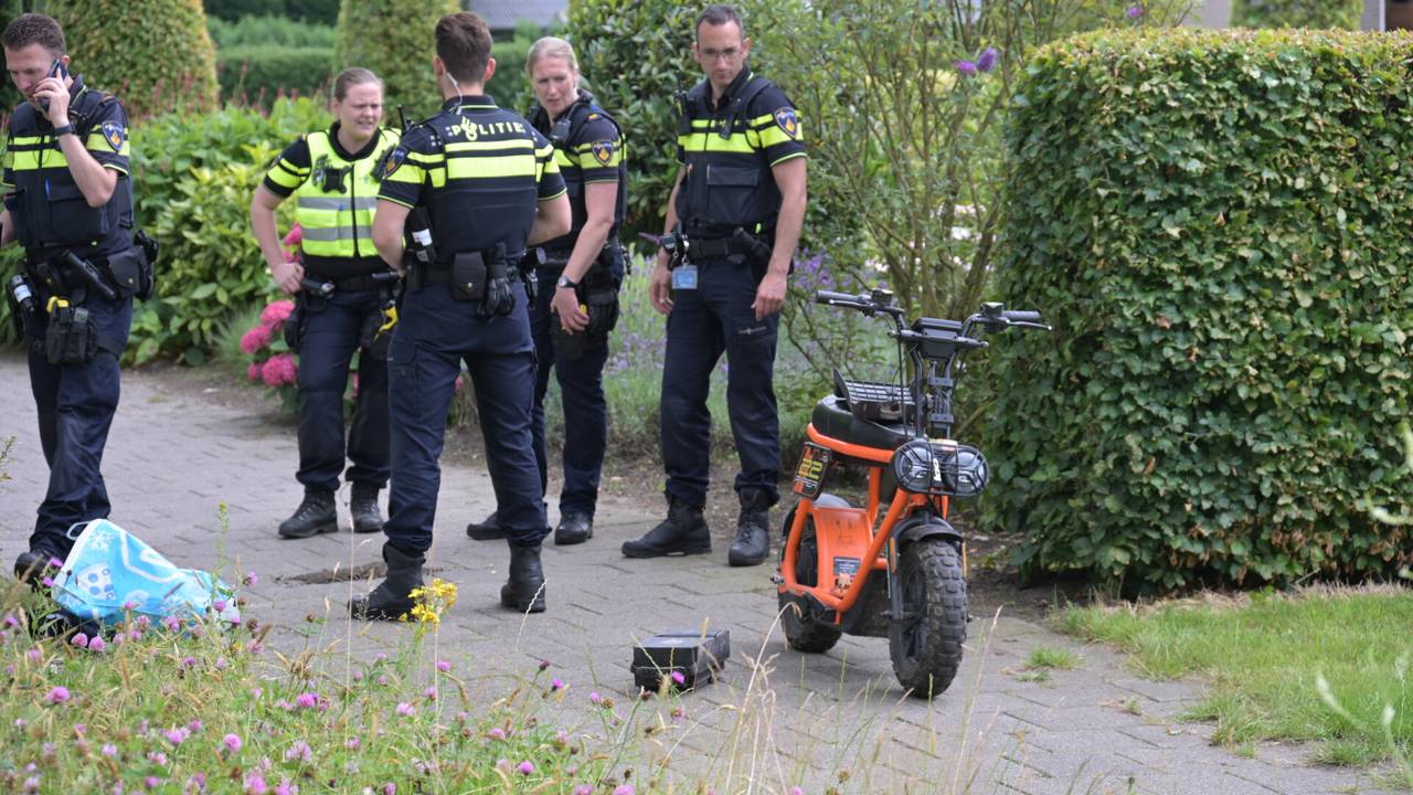 gewonde bij botsing op rotonde • bestuurder minibike gewond.