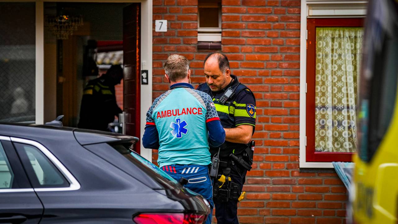vrouw gewond bij ongeval • extra drukte op wegen verwacht.
