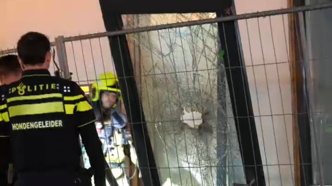 frontale botsing • drugspand in Oud Gastel gesloten.