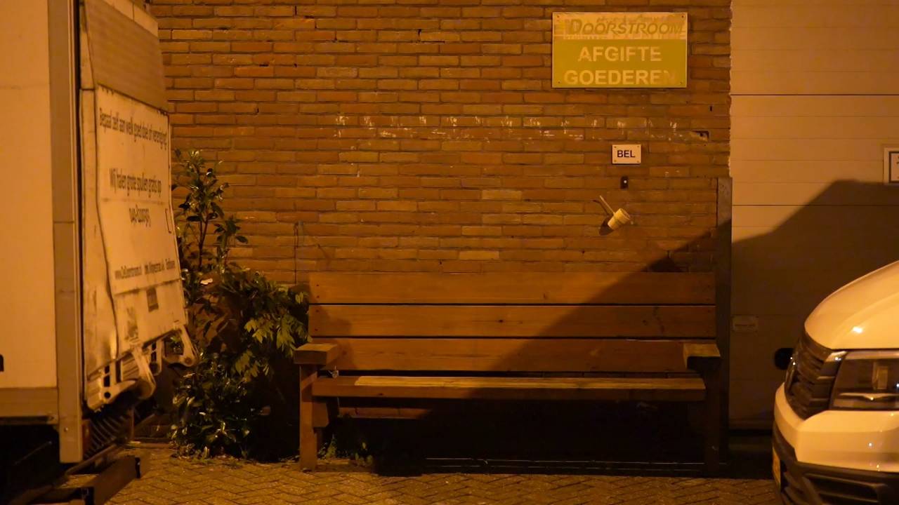 voetganger aangereden door bus • ruzie bij coffeeshop.