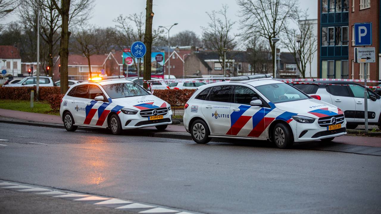 brand huis Helenaveen • vrouw gewond na botsing met auto.