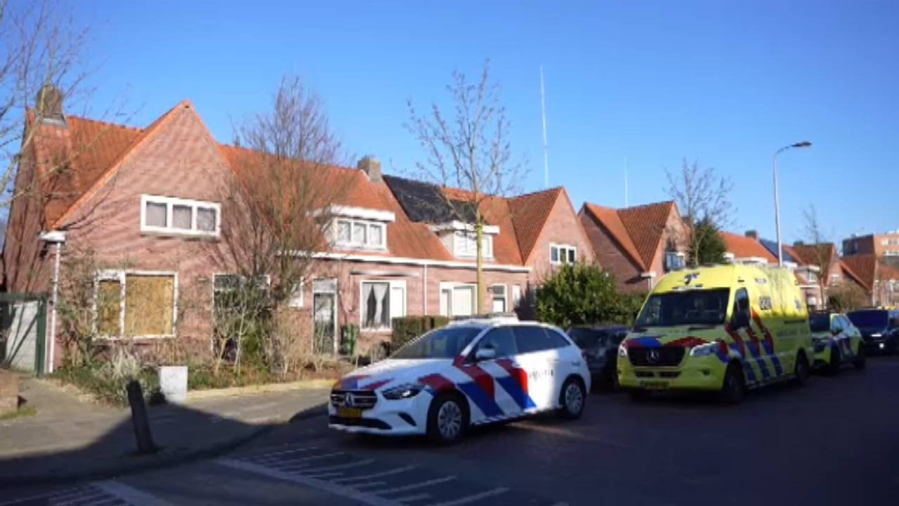 auto belandt in weiland na botsing • 700 huishoudens zonder gas.