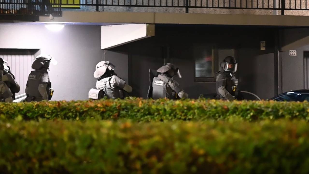 Schietpartij in wijk: politie deelt naam en foto van vermoedelijke schutter