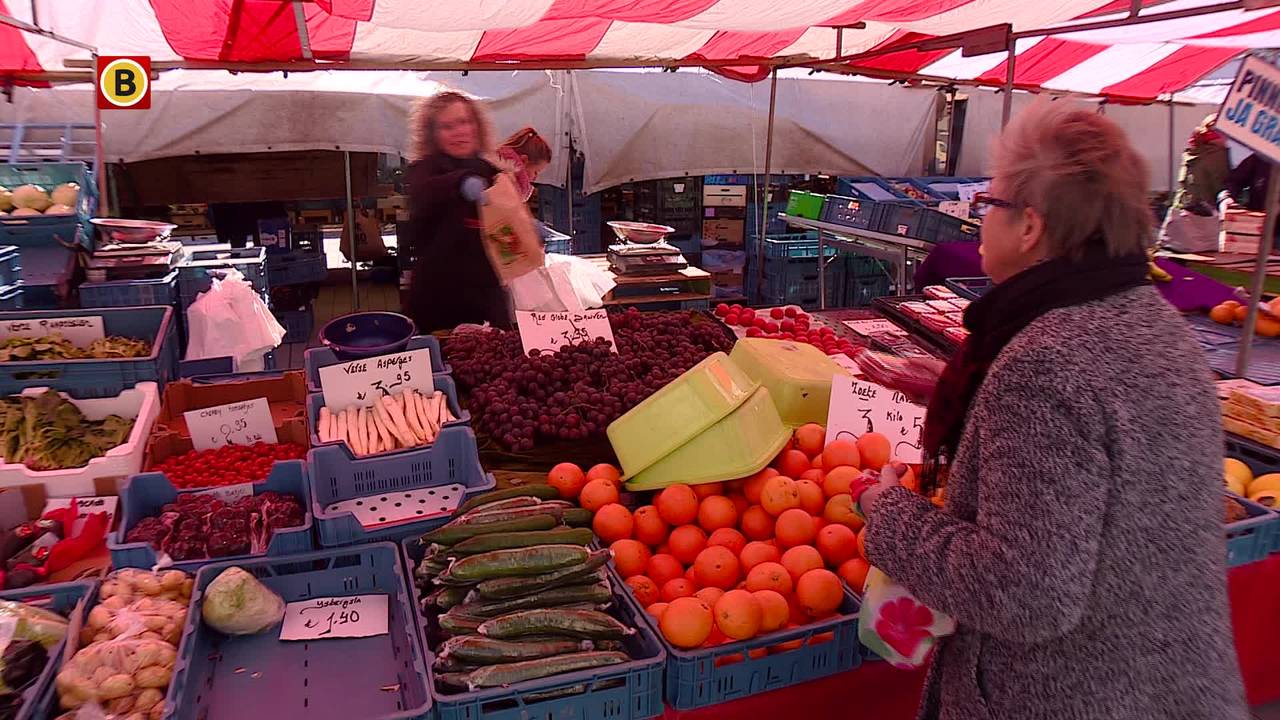 Onder strenge voorwaarden mag de weekmarkt ondanks de coronacrisis doorgaan