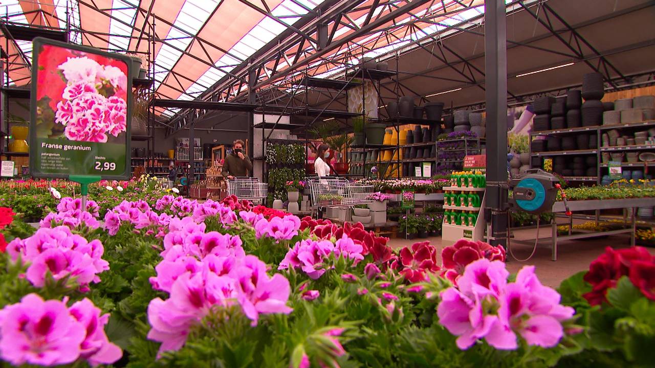 In alle rust winkelen op tweede paasdag