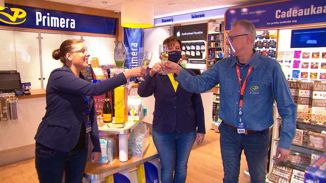 De vernieuwde primera na avondklokrellen